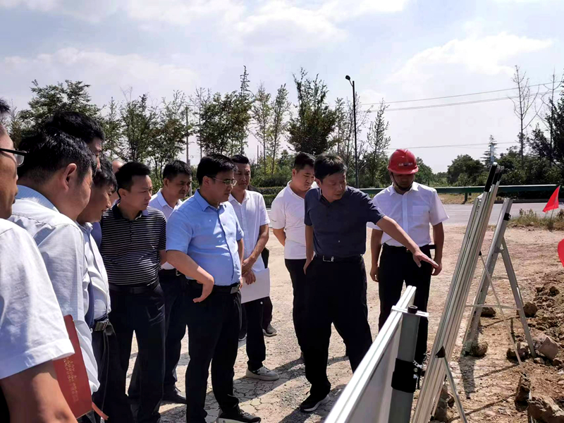 亳州市委常委、副市長左龍蒞臨亳蒙預(yù)制標(biāo)調(diào)研指導(dǎo)